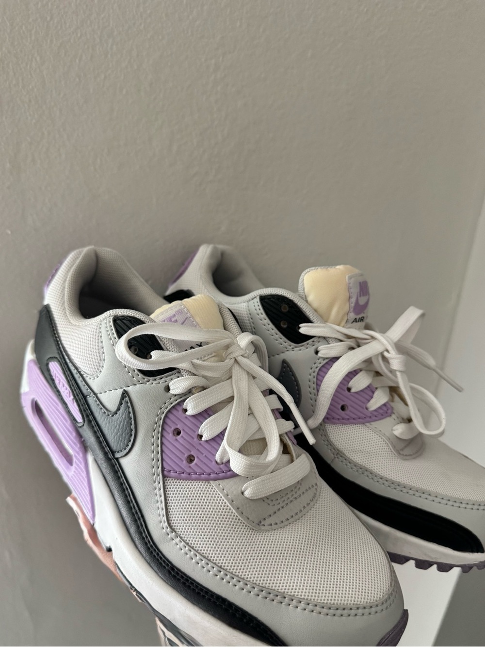 Nike Air Max 90 Sneakers Lilac Swoosh Classics White Retro Trainers